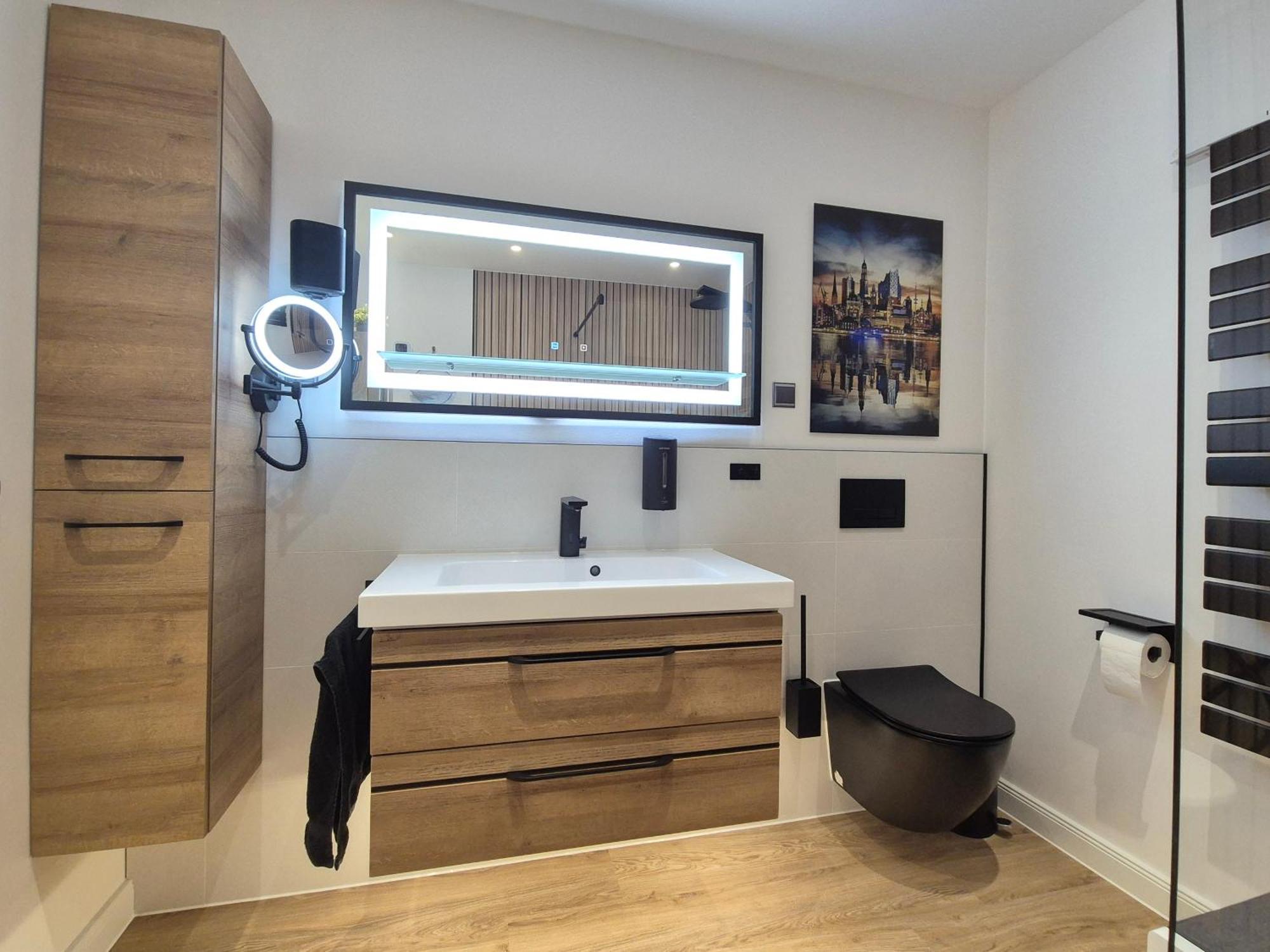 Tolle 125M² Erdgeschosswohnung Im Einzelhaus Kaltenkirchen Exteriör bild